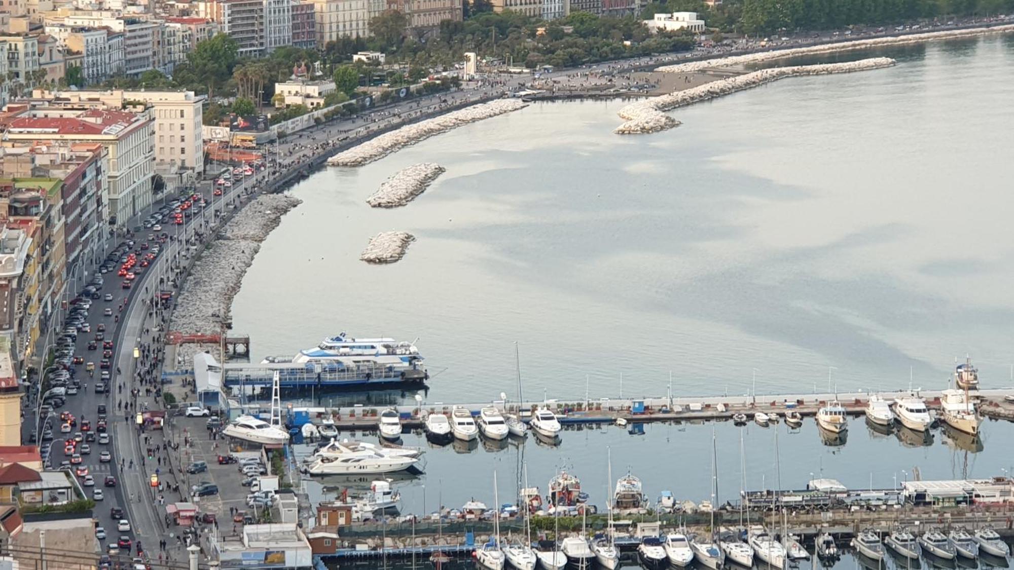 Napoli Stadio - 3 Bedrooms - 2 Bathrooms - Free Park Esterno foto